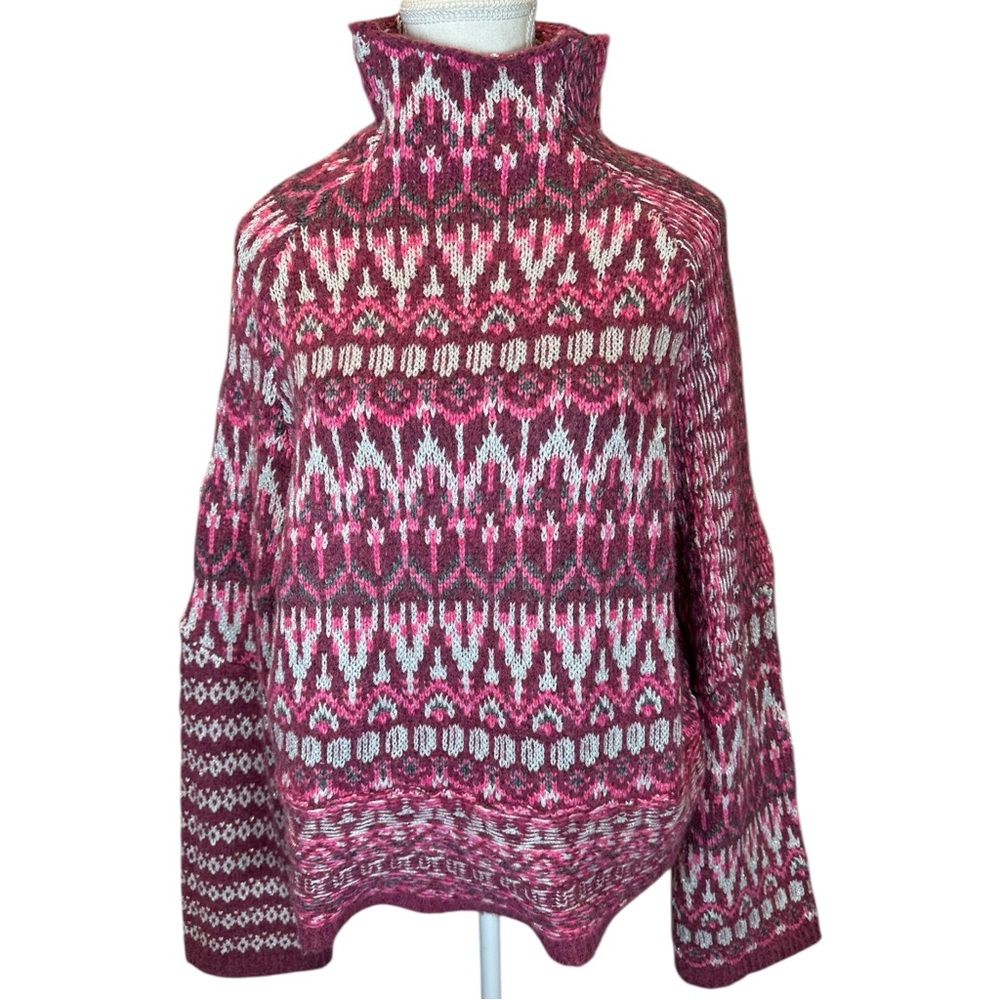 Steve Madden NWT Women's Patterned Sweater - Pink and White